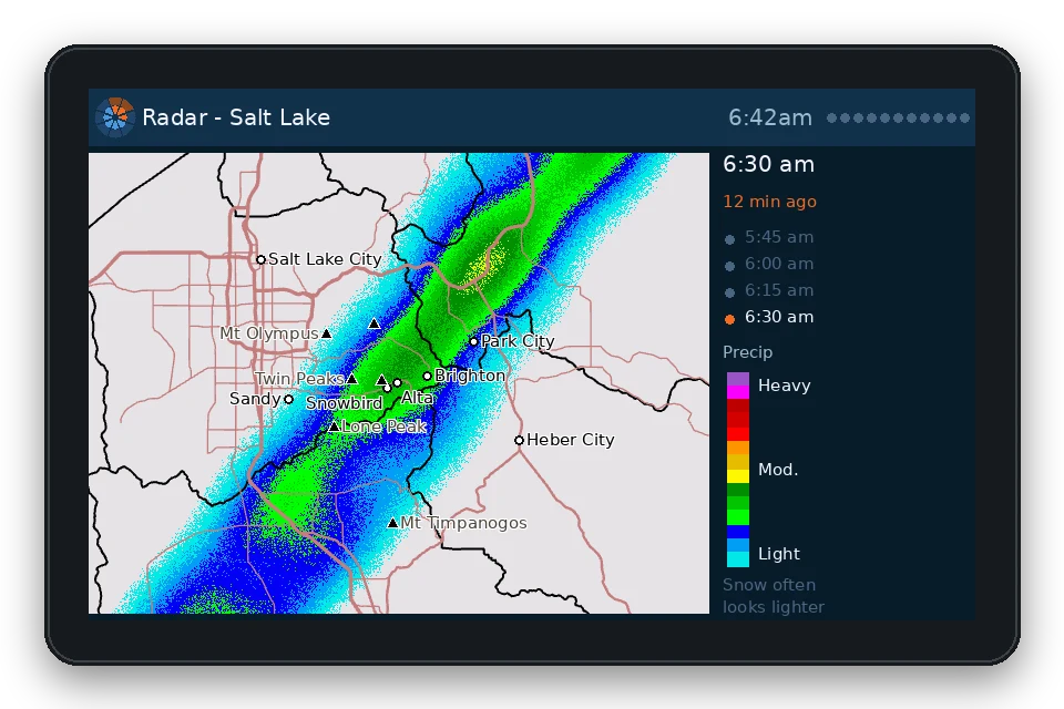 Radar page: the last hour of radar looping over the same map, with frame times and a precipitation legend